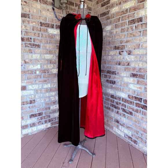 VTG Velvet Hooded Black Cape 48"X52" Goth Whimsigoth Halloween Witch Made in USA - Picture 10 of 14